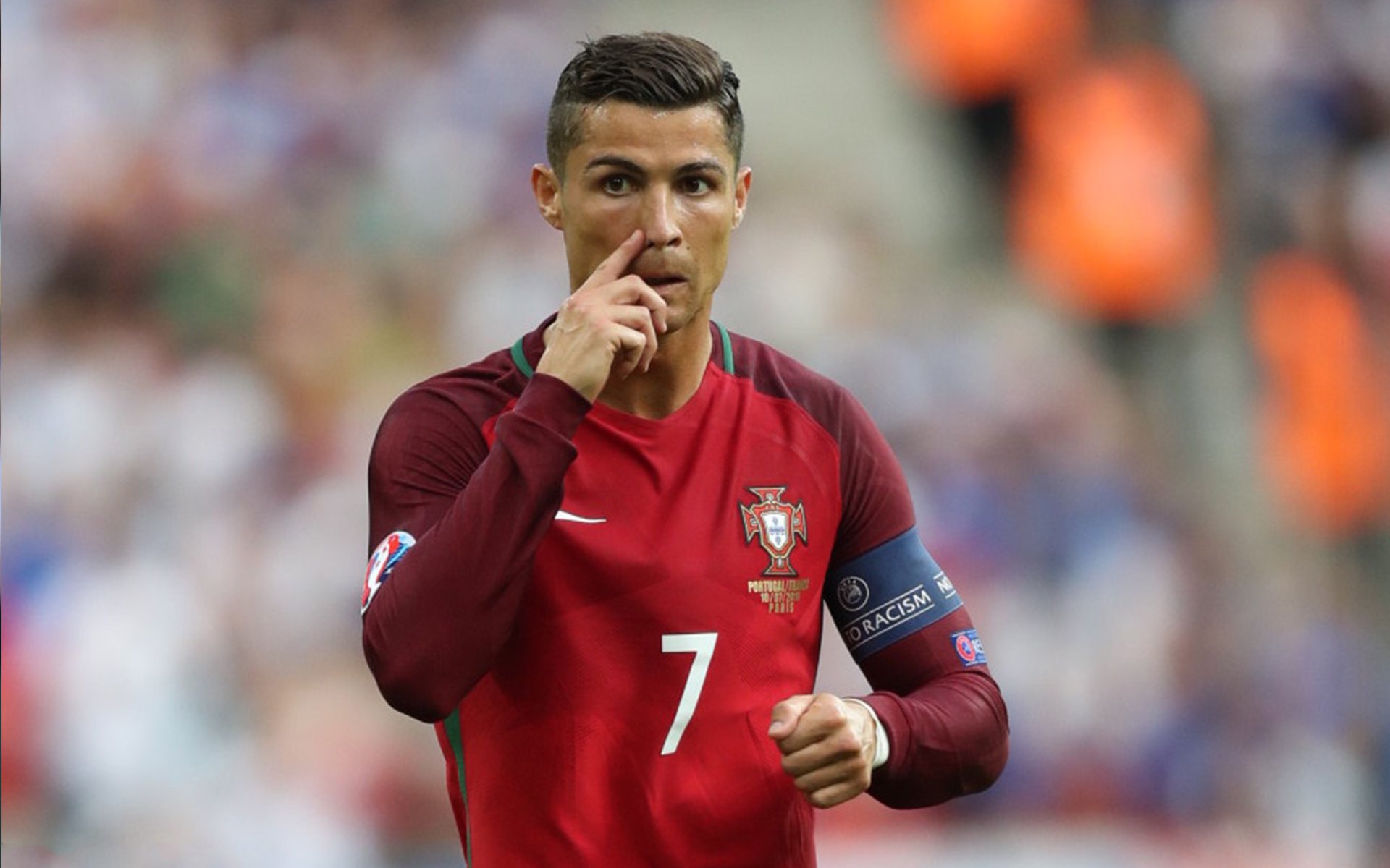 篮球比赛中的关键篮板