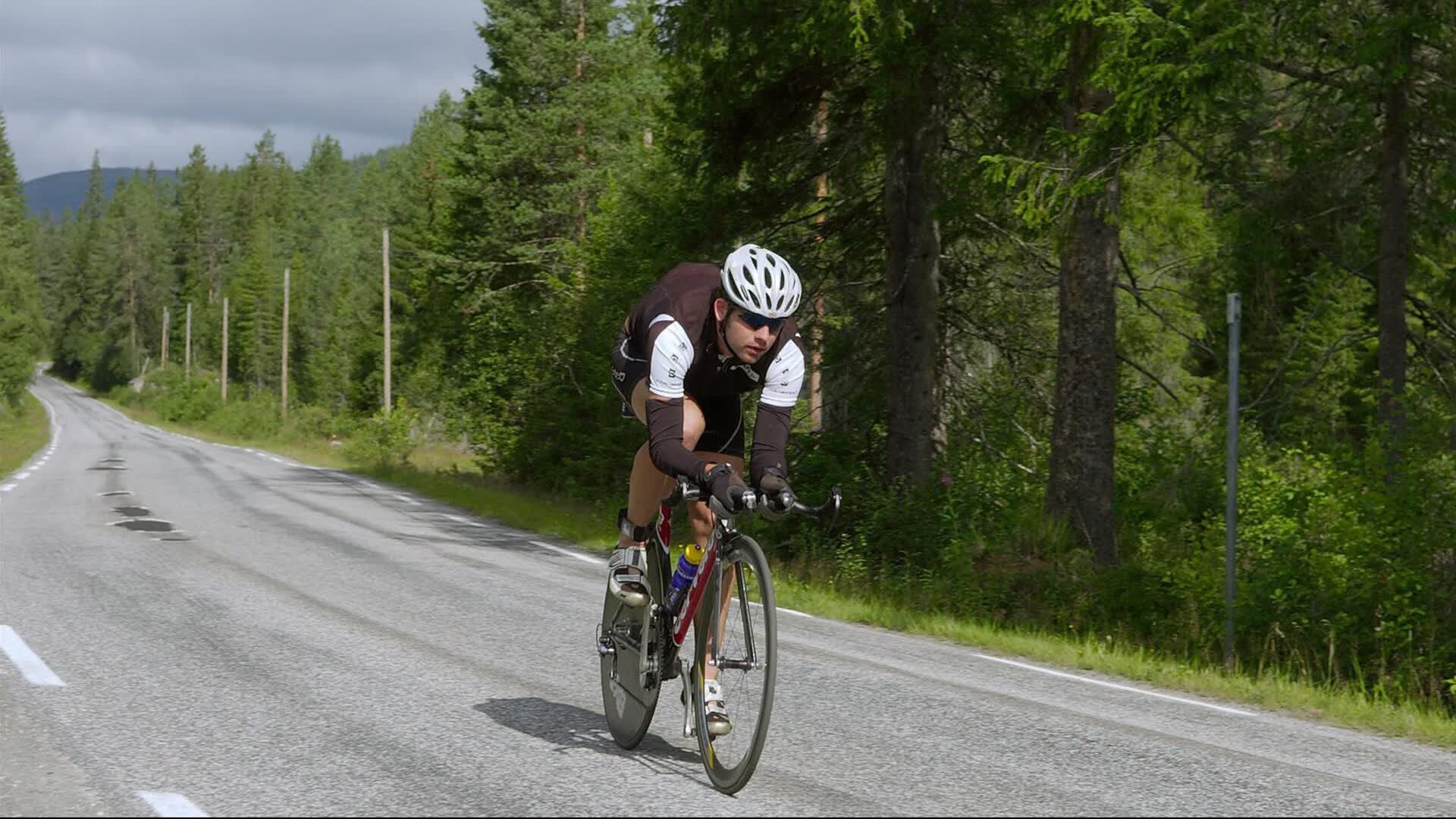 世界自行车场地赛策略讲座：团队配合获高度评价，场地自行车世界锦标赛